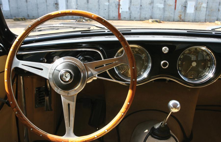  Ferrari 212 Inter Europa Coupe 1952 года  (фото 6 из 11)